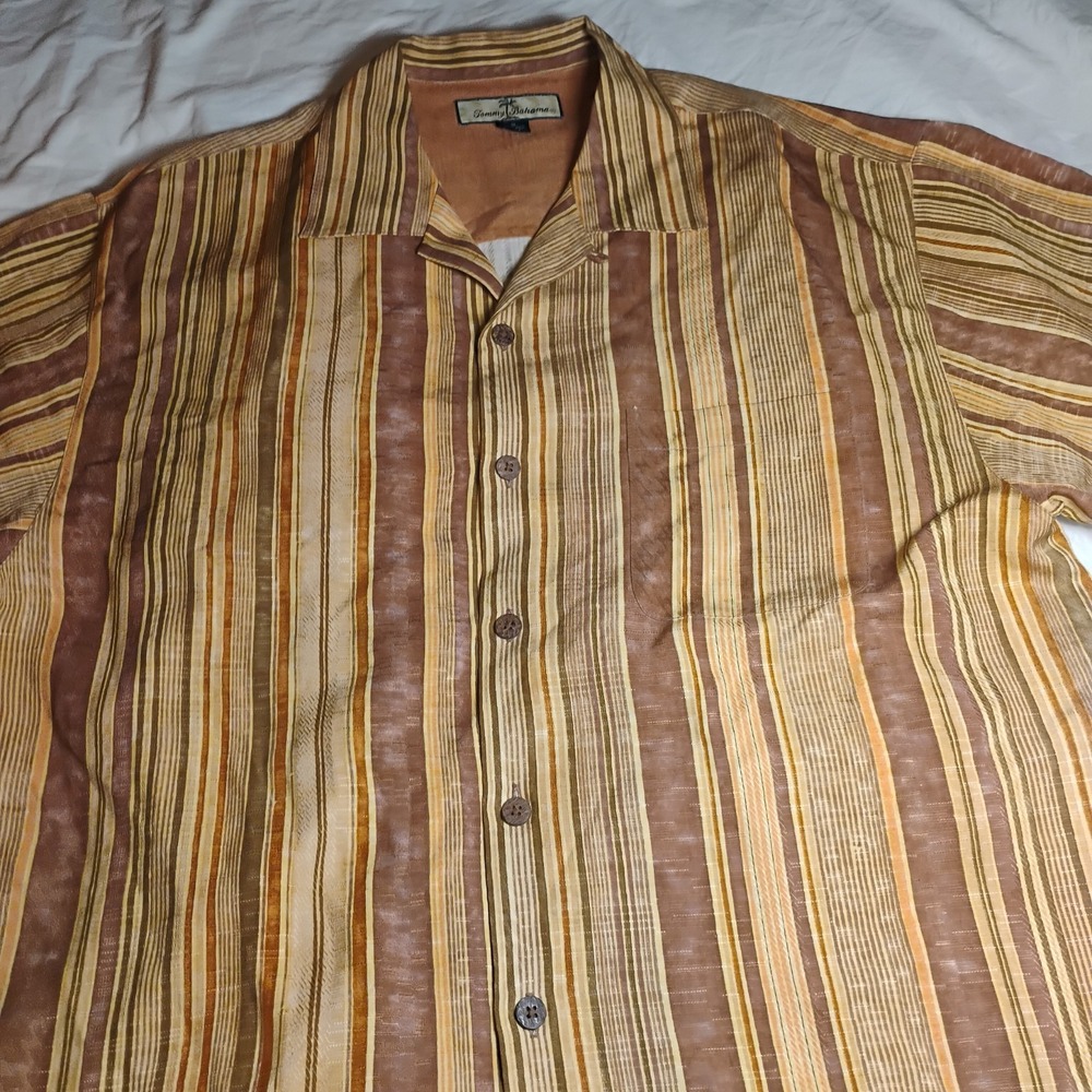 Tommy Bahama Button Down 100% Silk Men's Short Sleeve Shirt Size‎ Medium